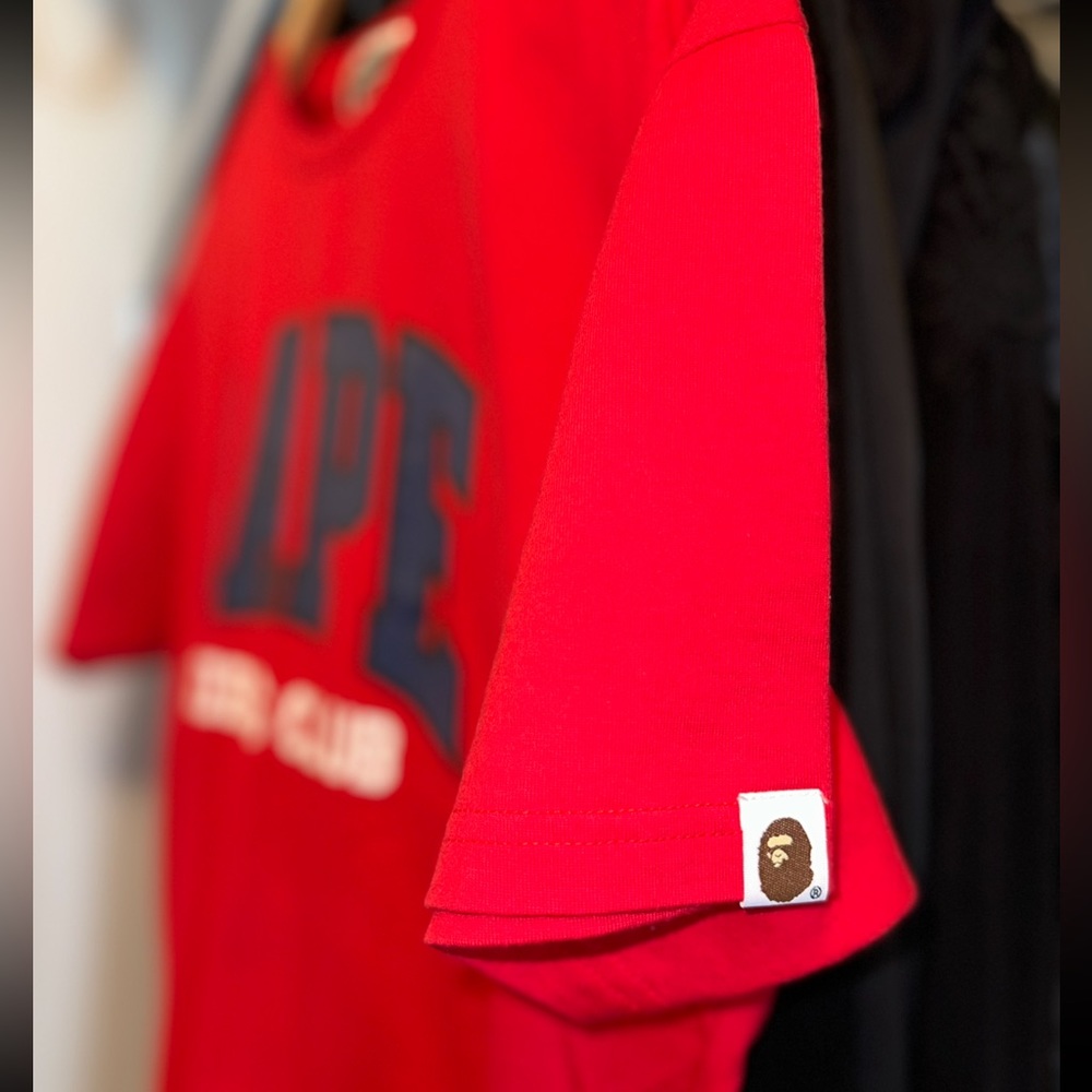 A Bathing Ape BAPE Red Girls Club Tee XS - Picture 3 of 7